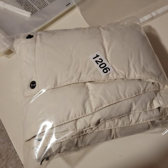 Y2K Lands End White Sleeveless Puffer jacket vest Women Size XS - Picture 7 of 7